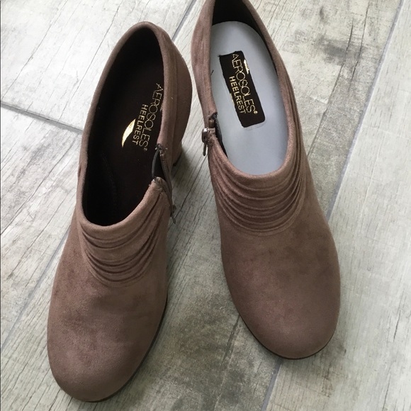 NWOB Aerosole Booties - Picture 3 of 4